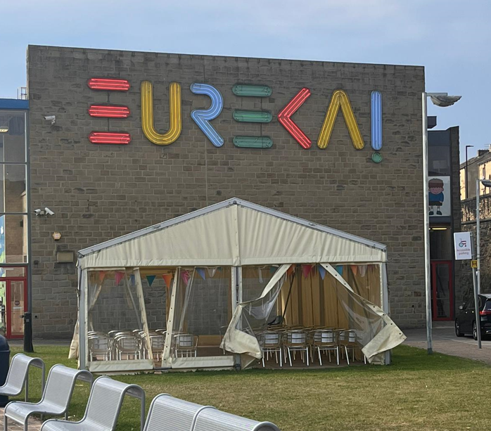 eureka sign