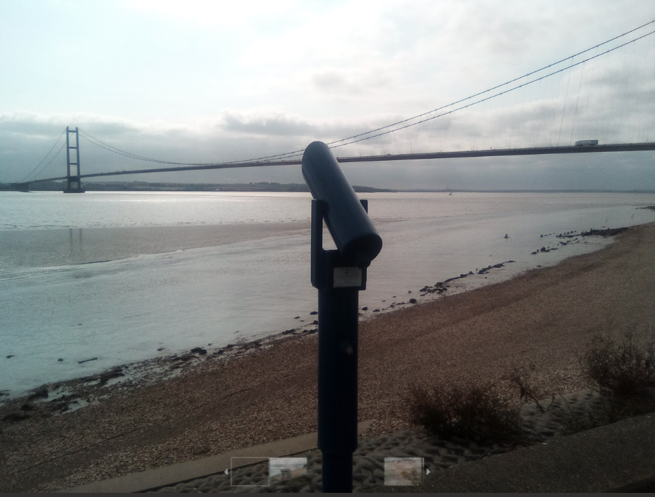 telescope at humber bridge