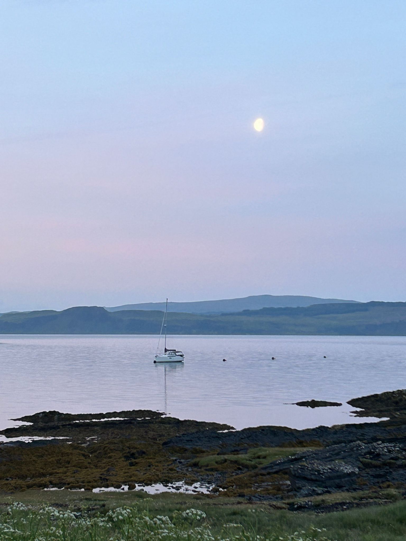 loch, dusk