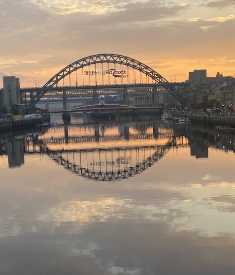 Tyne bridge at dusk